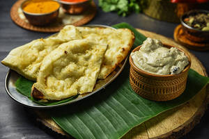 Chicken Reshmi Butter Masala Combo