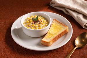Spicy Creamy Corn With Toast