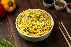 Veg Hakka Noodles Small
