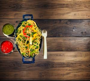 Singapuri Chowmein(Veg)