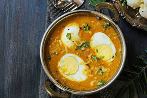 Egg Ahmedabad Special Curry
