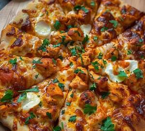 Chicken blast pizza