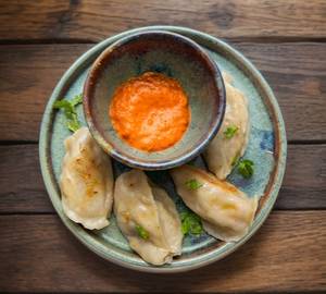 Veg steam momos