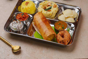 Mini Tiffin