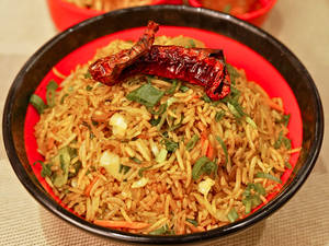 Veg Singapore Fried Rice