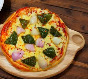 Cheese Onion & Capsicum pizza (Regular 4 pcs)