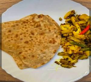 Masaledar Aalu Ki Bhujiya Trikon Paratha 6Pice