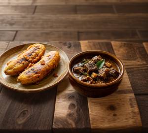 Pazhampori With Beef Curry