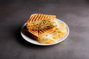 Aloo-Cheese Grilled Sandwich (Peri Peri Sauce)