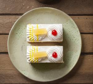 Pineapple Pastry (2 Pcs)