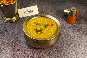 Jain Khichadi 650 Ml (With Chokha, Pickle, Papad And Curd) + Ghee