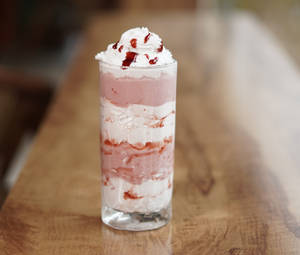 Strawberry Cheesecake Milk Shake