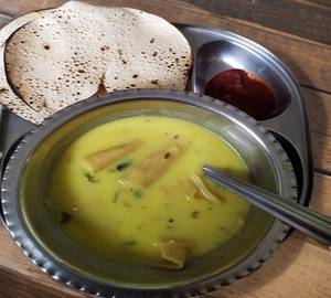 Kadhi ghar ka Swad 