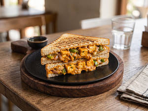 Makhni Paneer Sandwich
