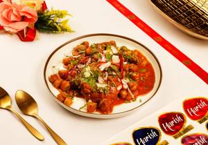 Aloo Tikki with Choley