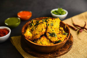 Masala Dhokla (250 Gms)