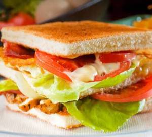 Veg Club Sandwich (Grilled)