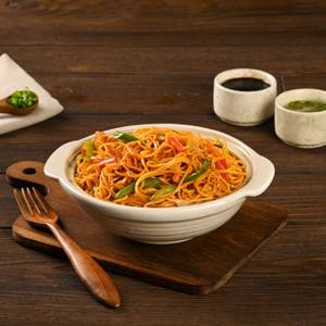 Veg Chilli Garlic Noodles