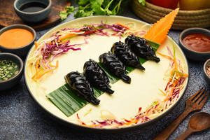 Charcoal Burn Chicken Dimsum