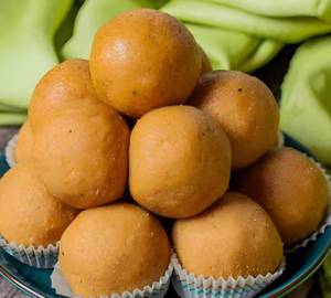 Besan Laddu [Mishri]