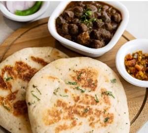 Chole Kulche (Whole Wheat, 2 pcs)
