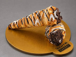 Chocolate Cream Roll
