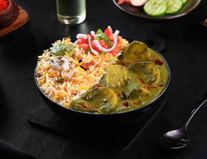 NH1 Special Aloo Palak Masala Rice Bowl.