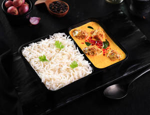 Kadhi Pakoda Mini Rice Bowl.
