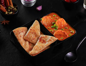 Aloo Matar Tariwale Paratha Bowl.