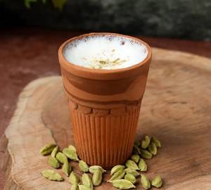 Kullad Elaichi Hot Milk