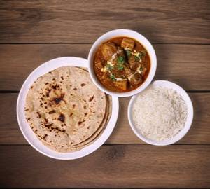 Chicken Delux Thali