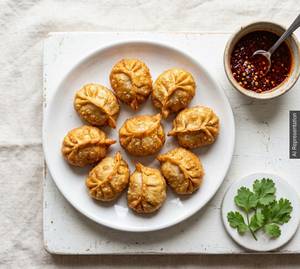 Sada Momos Fried [8pcs]
