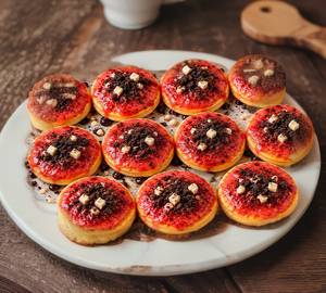 Chocolate strawberry [11 pieces] mini pancakes