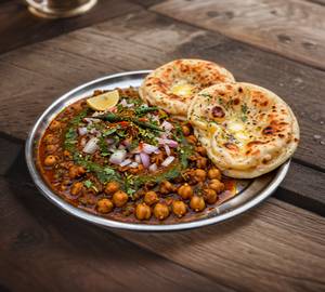 Matar Kulcha