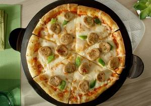 Chicken Sausage Pizza