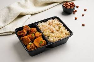 Sabudana Khichdi & Masala Arbi Dabba