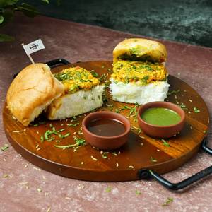 Paneer Bhurji Pav - 2 Pcs