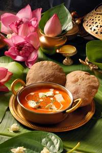 Shahi Paneer with Poori