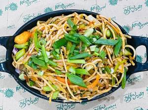 Vegetable Hakka Noodles