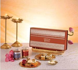 Meetha Small Elegant Hamper