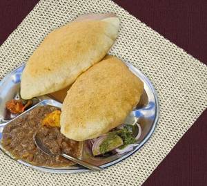 Paneer Chole Bhature