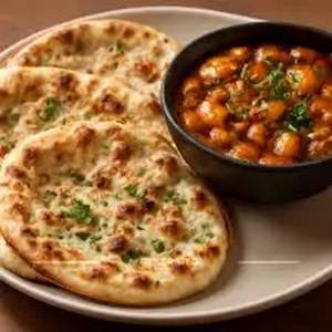 Aloo Kulche With Chole