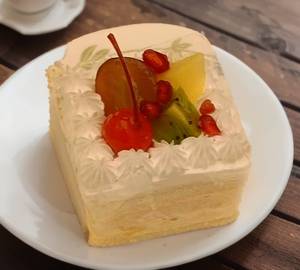 Fresh Fruit Pastry [1 Piece]