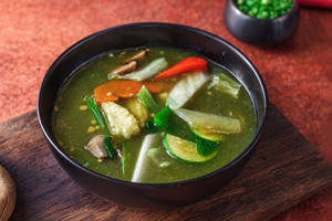 Mixed Vegetables In Coriander Sauce - No Onion No Garlic
