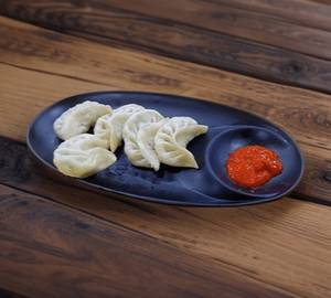 Veg Momos Steamed [5 Pieces]
