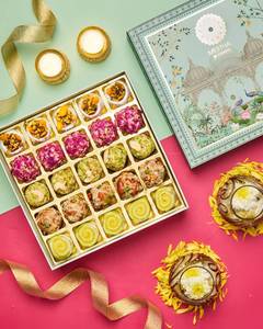 Assorted Sweets Box 25 Pcs