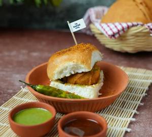 Classic Vada Pav