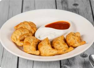 Fried Paneer Momo [8 Pcs]