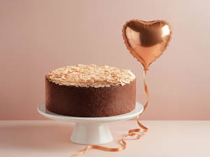 Caramelised Banana Crunch Cake