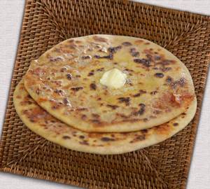 Pyaz Parantha 2 Pcs